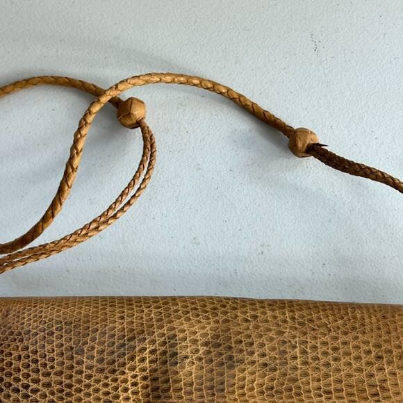 Vintage Folk Crafted Reptile Lizard Skin Crossbody Bag Purse Fold Over Tan - Picture 5 of 16